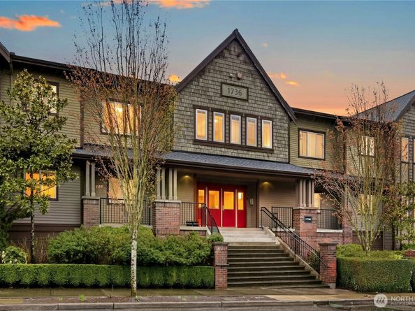 1736 10th Avenue NE C213, Issaquah WA 98209