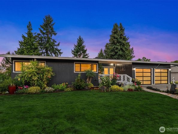 1617 121st Avenue SE, Bellevue WA 98005