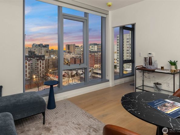 800 Columbia Street 1612, Seattle WA 98104