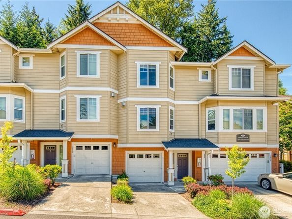5583 Lakemont Boulevard SE 1603, Bellevue WA 98006