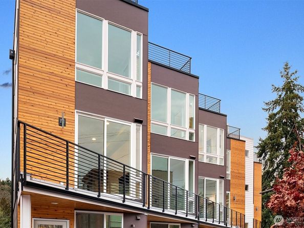 5114 24th Avenue NE, Seattle WA 98105