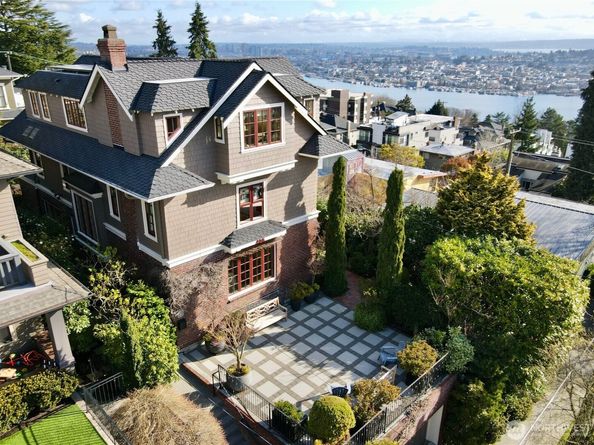 406 Galer Street, Seattle WA 98109