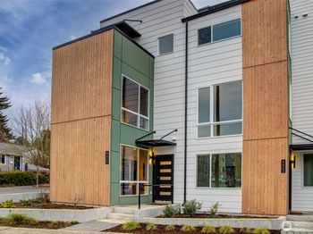 6400 Fauntleroy Way SW