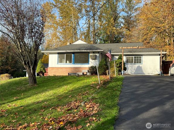 20326 SE 24 Street, Sammamish WA 98075