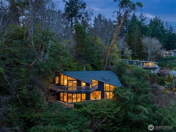 2650 SW 151st Place, Burien WA 98166