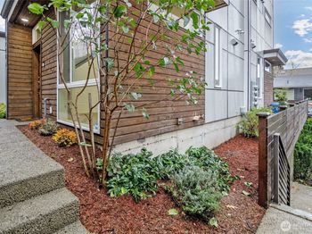 9221 Linden Avenue N