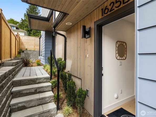 1625 B 21st Avenue, Seattle WA 98122