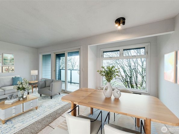 15152 65th Avenue S 821, Tukwila WA 98188