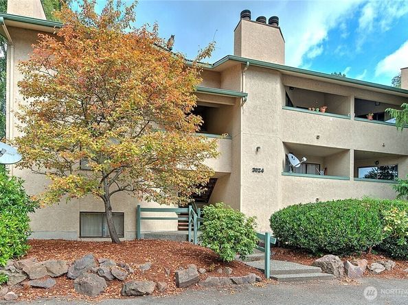 3024 NE 143rd Street 305, Seattle WA 98125