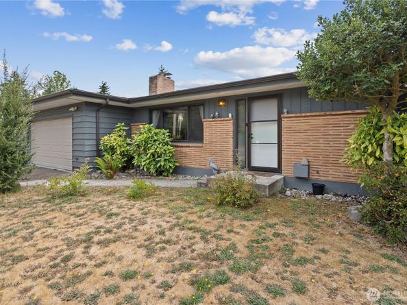 1719 S 243rd Street, Des Moines WA 98198