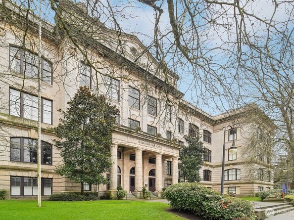 1400 2nd Avenue N 284, Seattle WA 98109