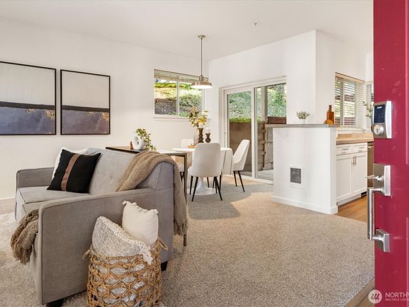 3915 243rd Pl SE K101, Bothell WA 98021