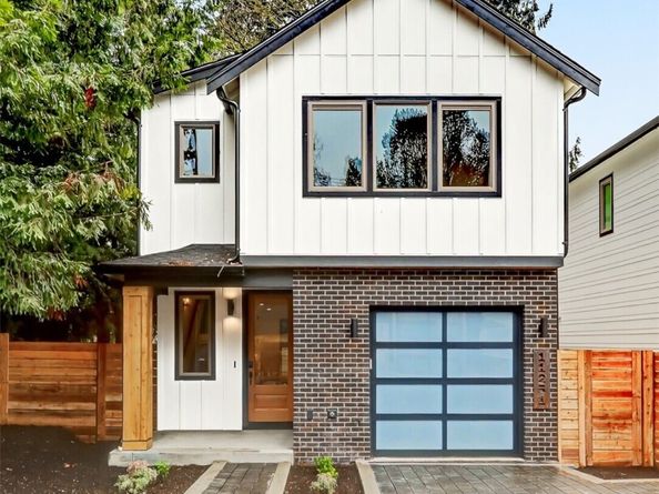 11251 108th Avenue NE, Kirkland WA 98033