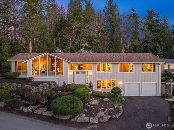 8413 SE 53rd Place, Mercer Island WA 98040