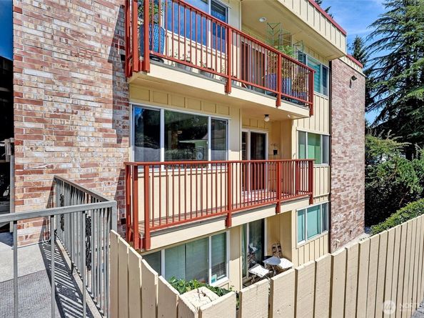 330 Elm St 201, Everett WA 98203