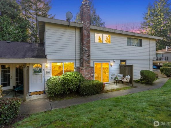 410 214th Street SW B, Bothell WA 98021