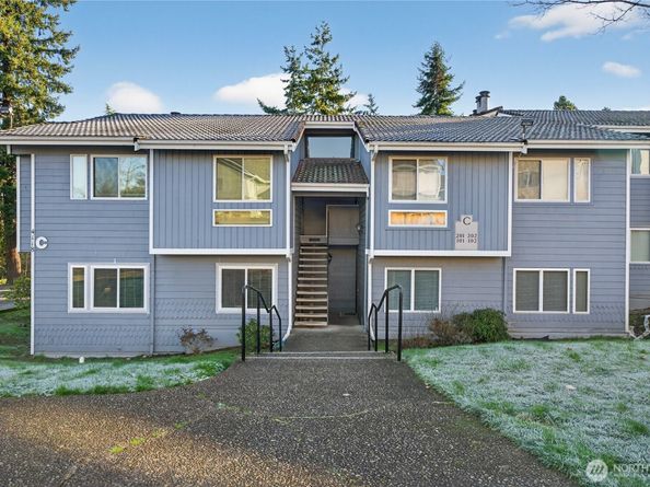 4118 212th Street SW 101C, Mountlake Terrace WA 98043