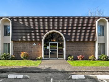 11008 NE 68th Street