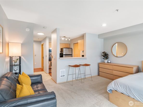 2824 Grand Avenue 603, Everett WA 98201