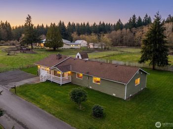 8001 Van Decar Road SE