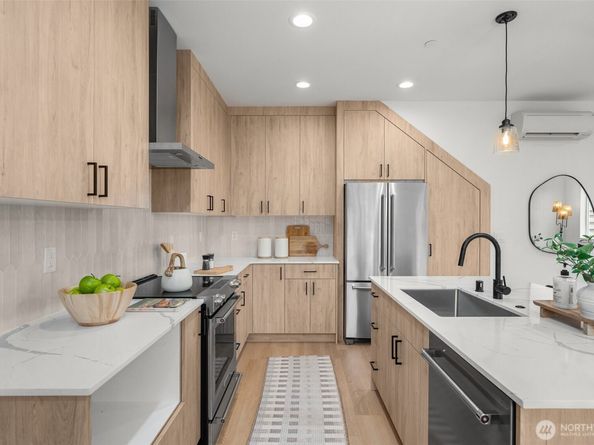 5822 Lowell Larimer Road B, Everett WA 98208