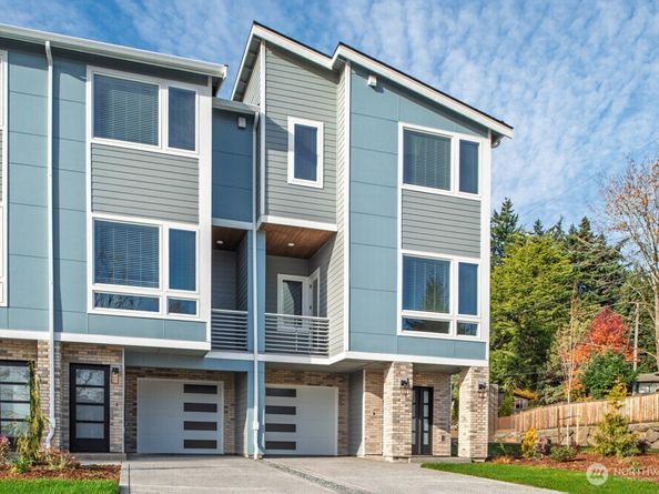 12802 66th Avenue S, Seattle WA 98178