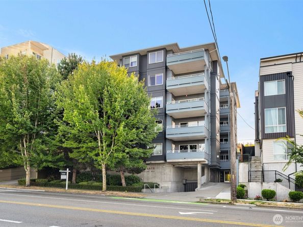 3112 SW Avalon Way 302, Seattle WA 98126