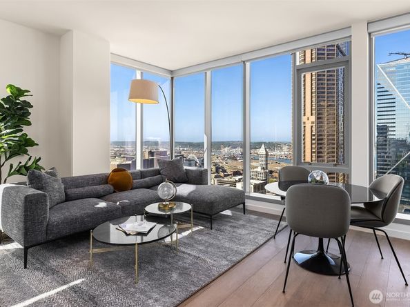 800 Columbia Street 2808, Seattle WA 98104