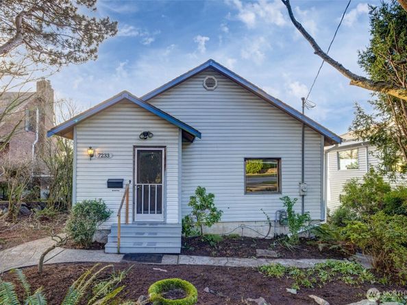 7233 36th Avenue SW, Seattle WA 98126