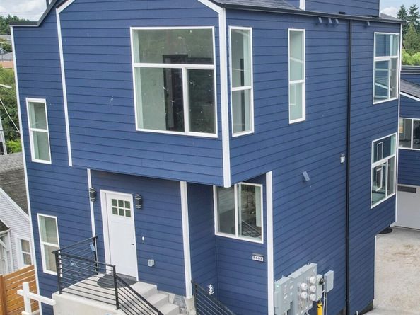 8608 42nd Avenue S, Seattle WA 98118