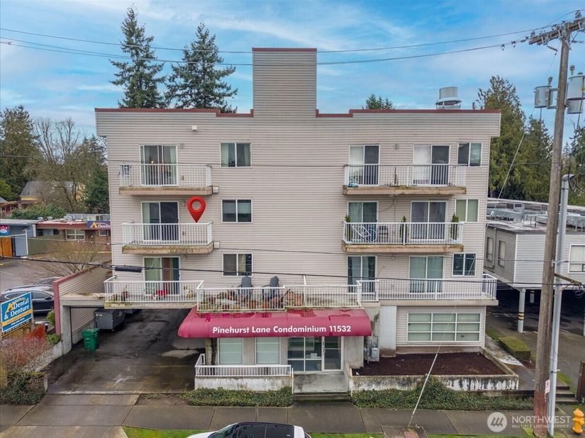 11532 15th Avenue NE 301, Seattle WA 98125
