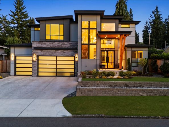 15411 SE 38th Street, Bellevue WA 98006