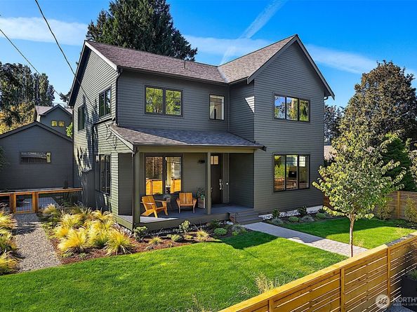 10419 & 10421 41st Avenue SW A & B, Seattle WA 98146