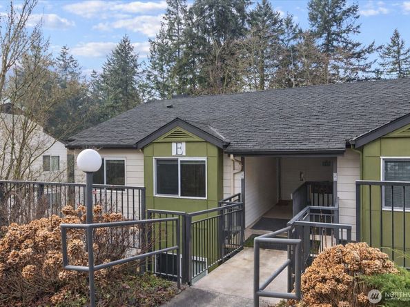 31500 33rd Place SW E201, Federal Way WA 98023