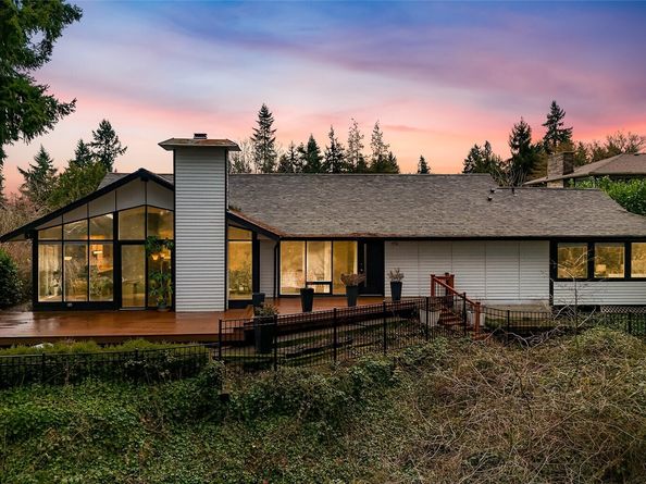 4711 116th Avenue SE, Bellevue WA 98006