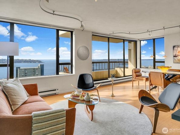 2201 3rd Avenue 2003, Seattle WA 98121