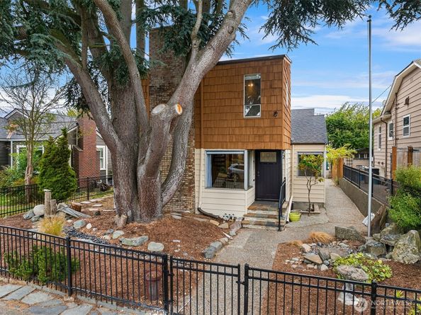 7712 23rd Avenue NW, Seattle WA 98117
