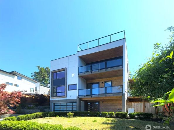 3621 Lincoln Avenue NE, Renton WA 98056