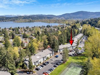 4717 W Lake Sammamish Pkwy SE