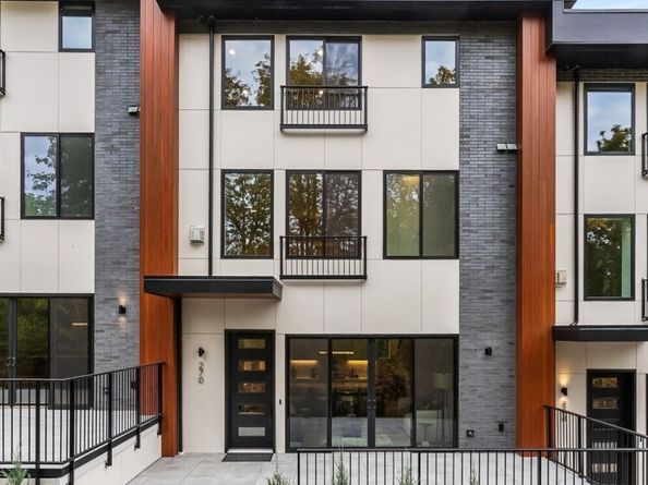 286 118th Avenue SE, Bellevue WA 98005