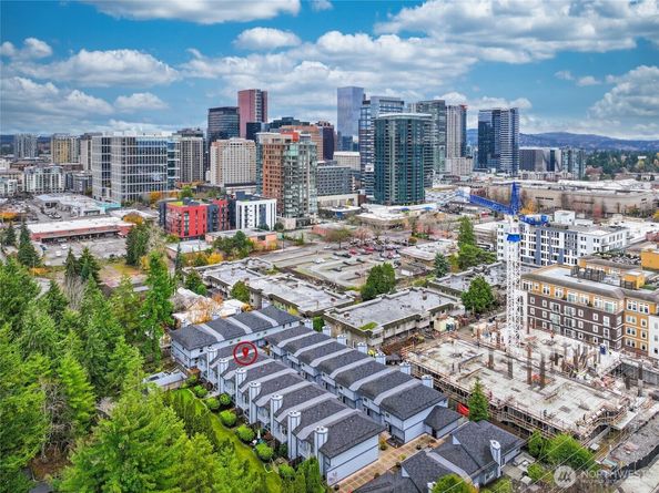 10007 NE 12th ST 110, Bellevue WA 98004