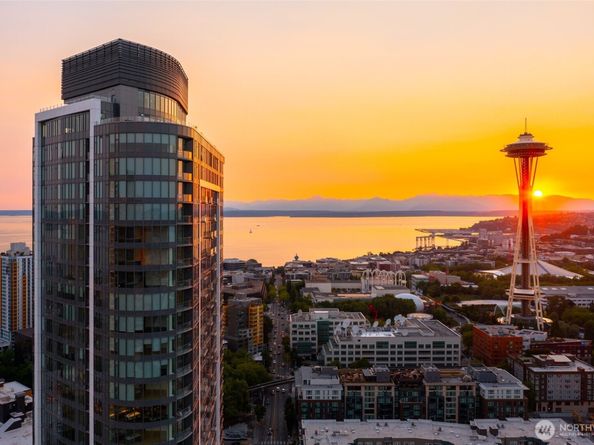 2510 6th Avenue 3705, Seattle WA 98121