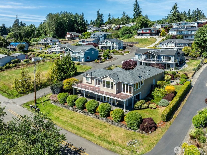 7767 E Spruce Street, Port Orchard WA 98366