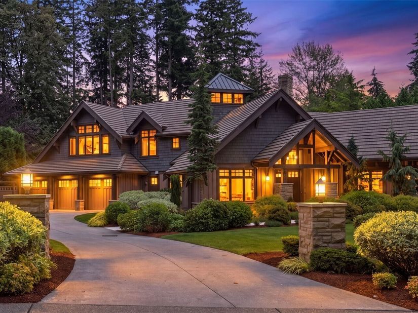 19360 163rd Court NE, Woodinville WA 98072