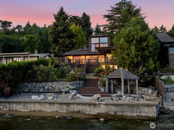 2111 SW 174th Street, Burien WA 98166