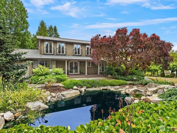7195 NE High School Road, Bainbridge Island WA 98110