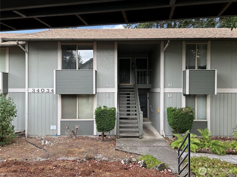 34034 1st Place S G, Federal Way WA 98003