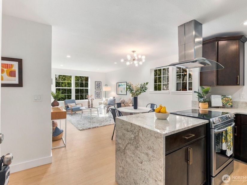 2670 118th Avenue SE 9103, Bellevue WA 98005