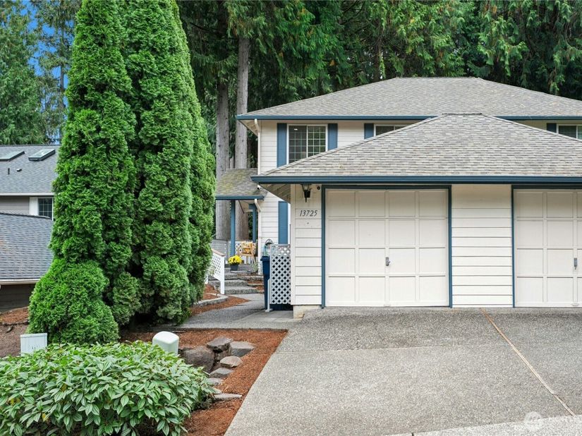 13725 NE 87th Street, Redmond WA 98052