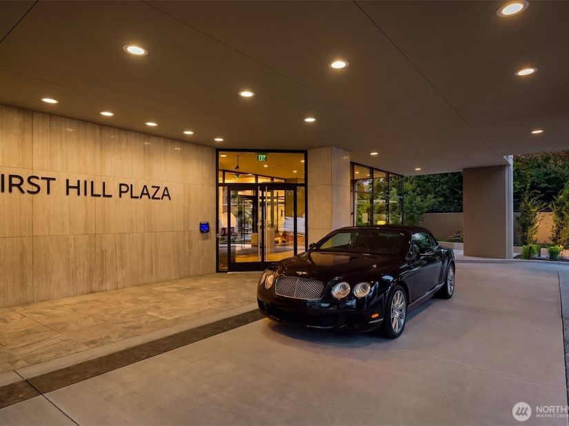 1301 Spring Street PH32, Seattle WA 98104